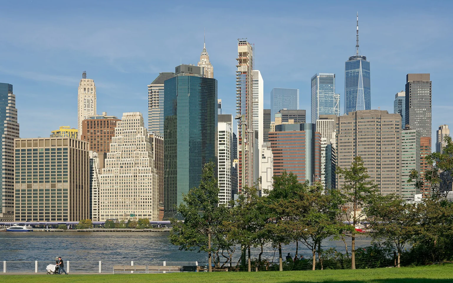 Lower Manhattan viewed from Brooklyn Bridge Park
